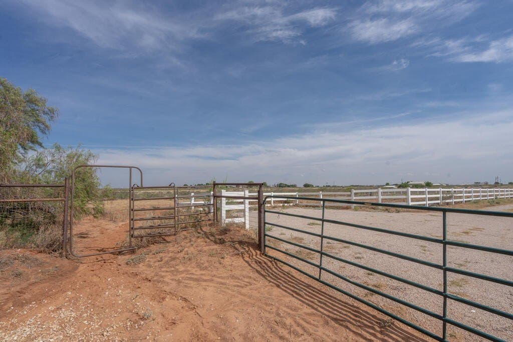 27.93 acres in Midland County - photo 64