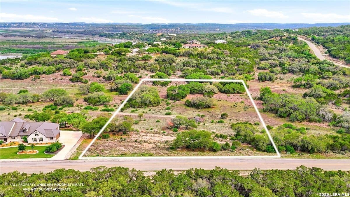 3.86 acres in Comal County
