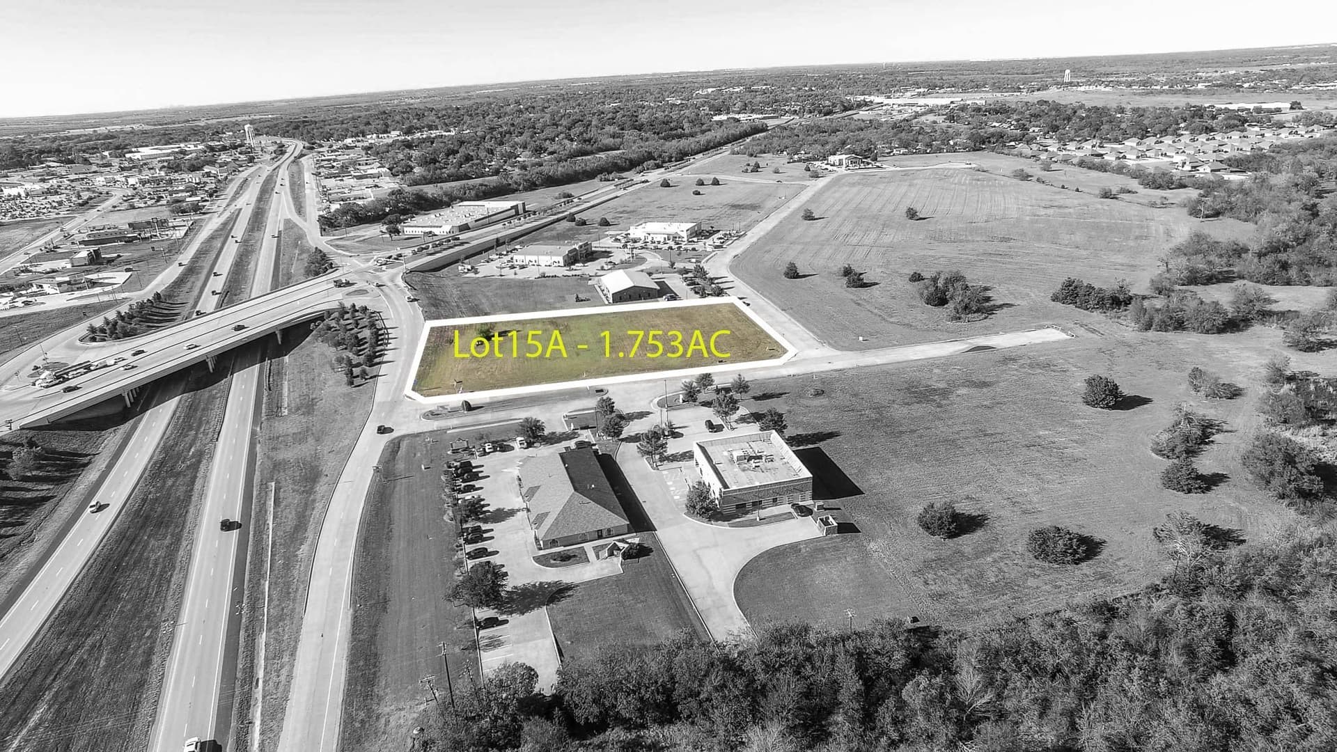 1.75 acres in Kaufman County gallery image 2