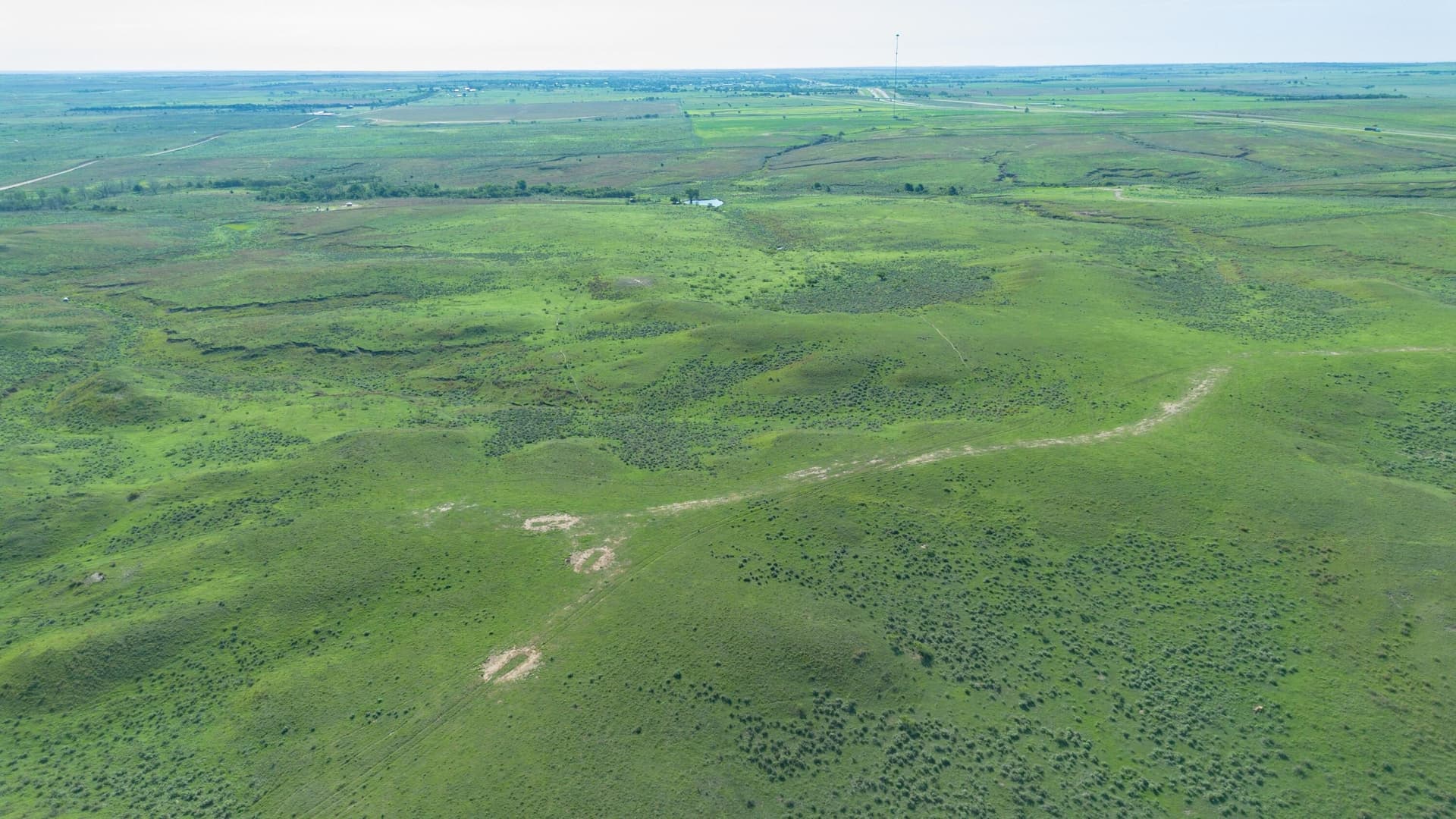 640 acres in Gray County - photo 20