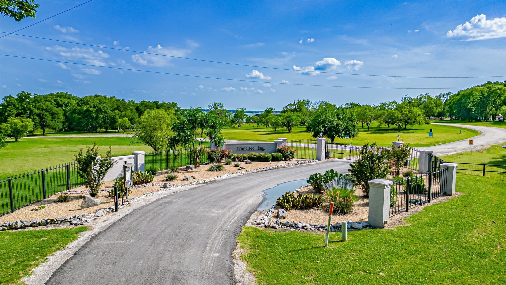 1.35 acres in Navarro County - photo 10