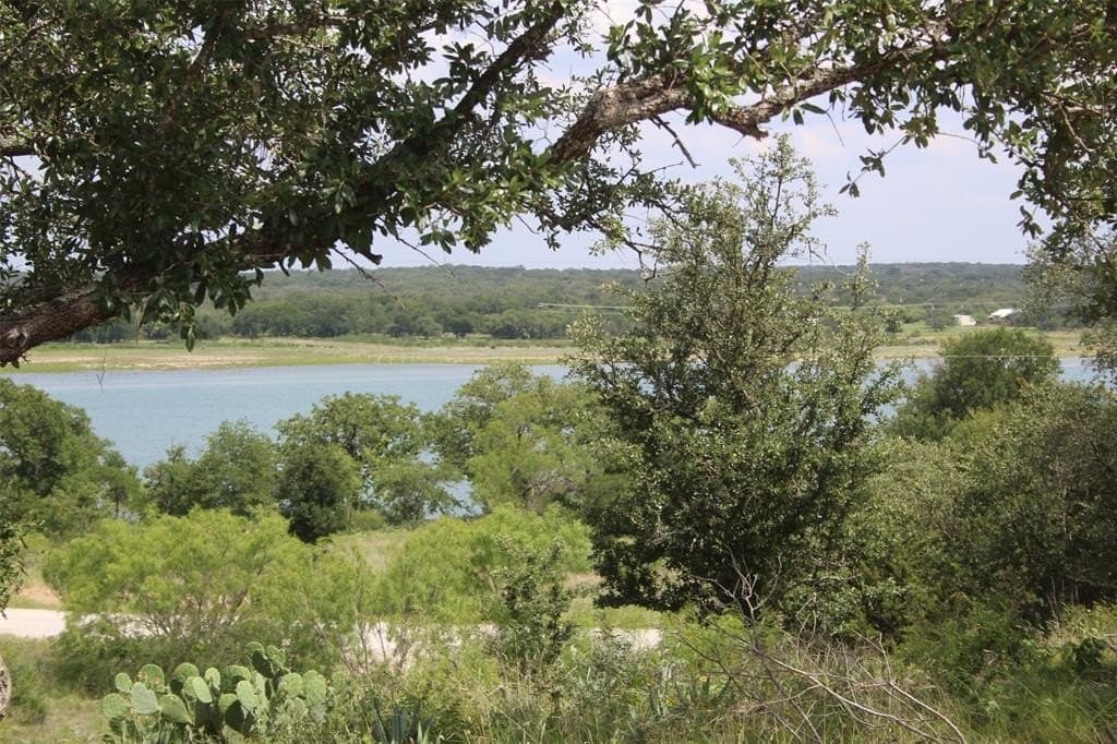 0.4 acres in Brown County