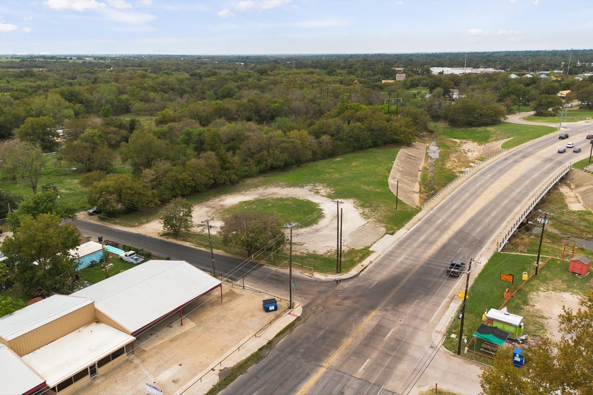 1.2 acres in Johnson County gallery image 4