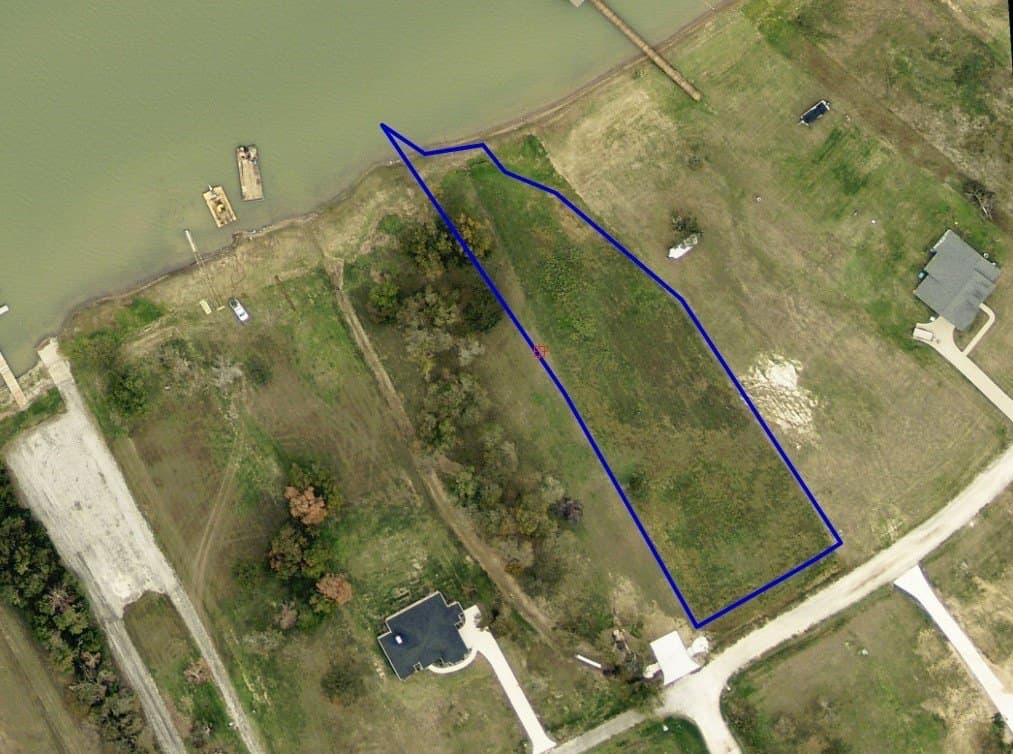 1.18 acres in Navarro County - photo 34