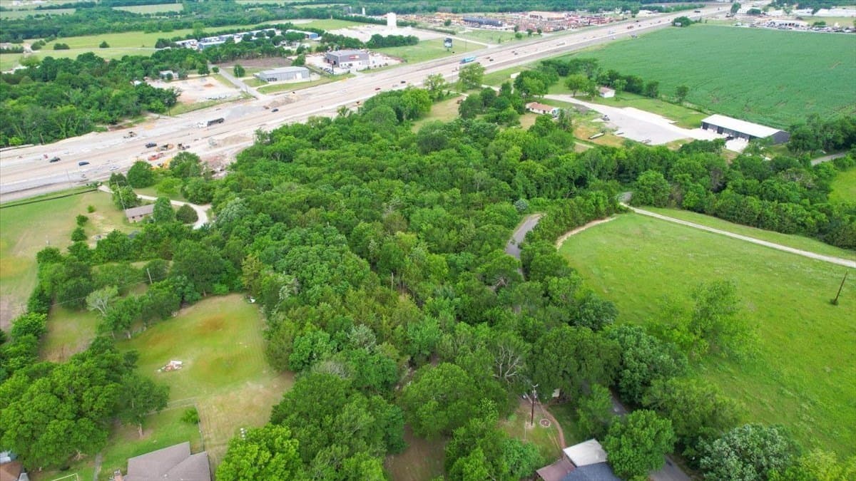 9.64 acres in Grayson County - photo 9