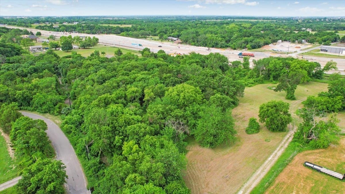 9.64 acres in Grayson County - photo 12