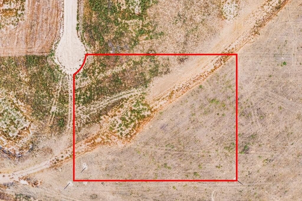 2.08 acres in Gaines County