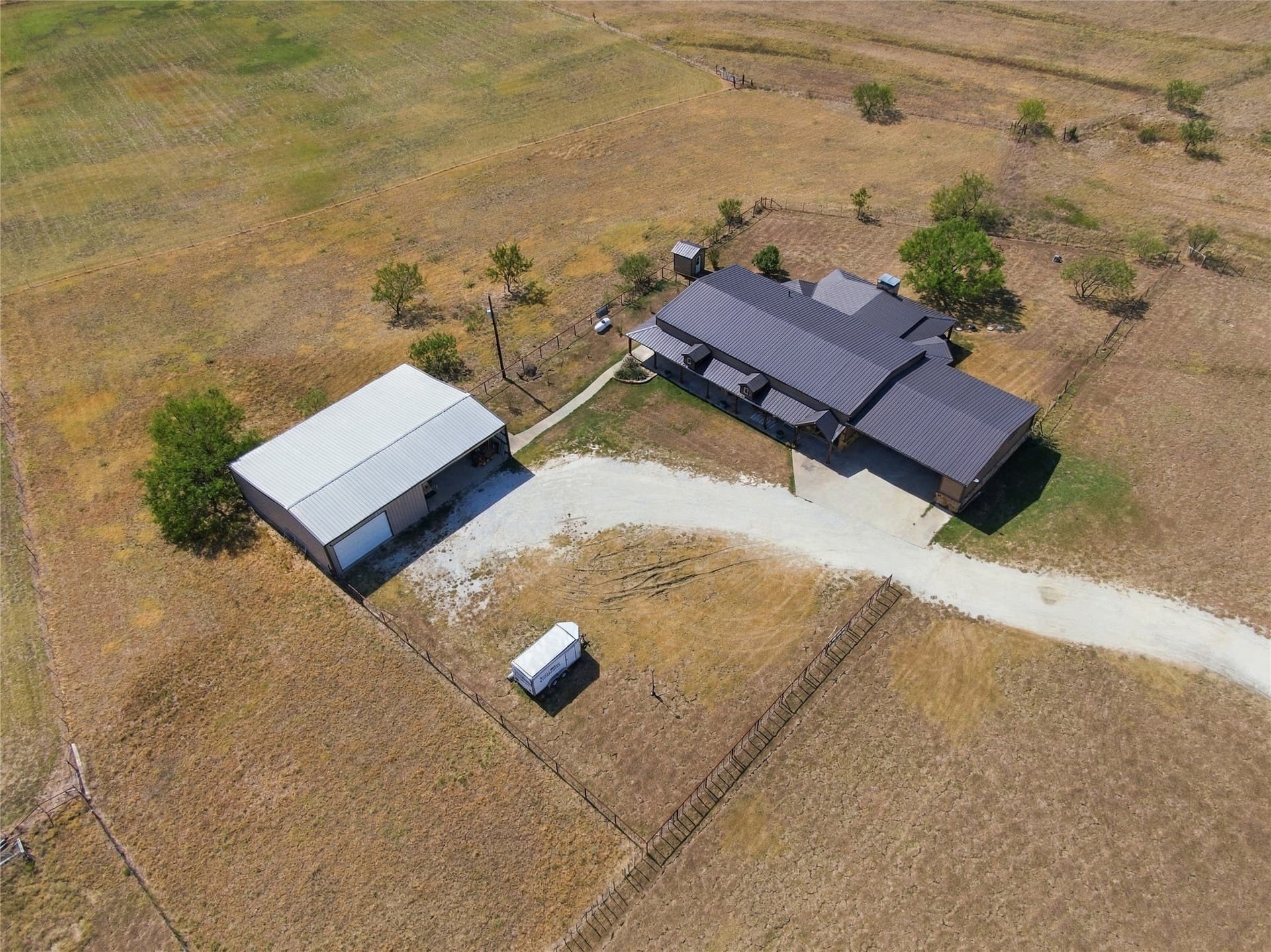 30.48 acres in Ellis County - photo 36