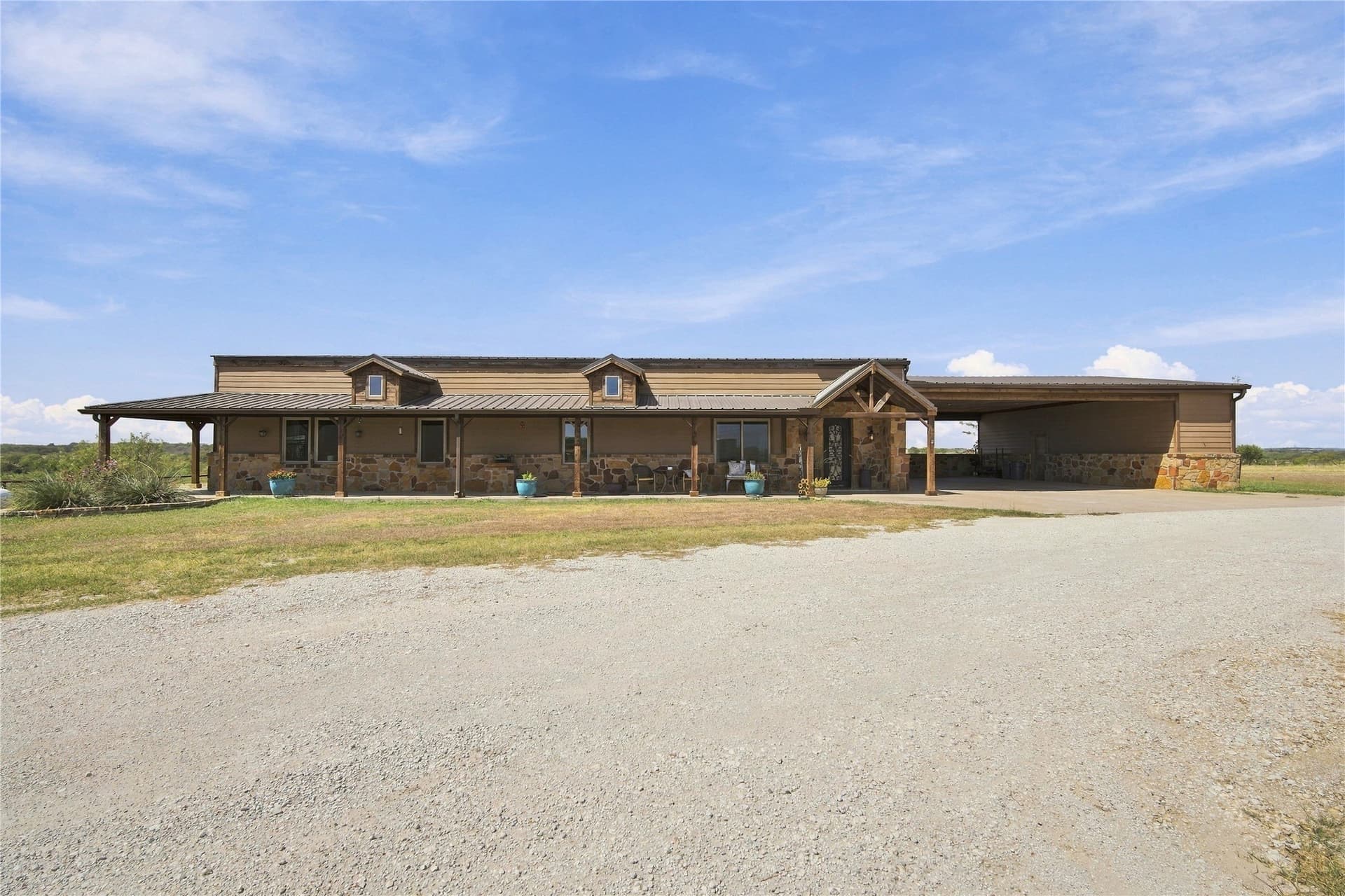 30.48 acres in Ellis County - photo 2