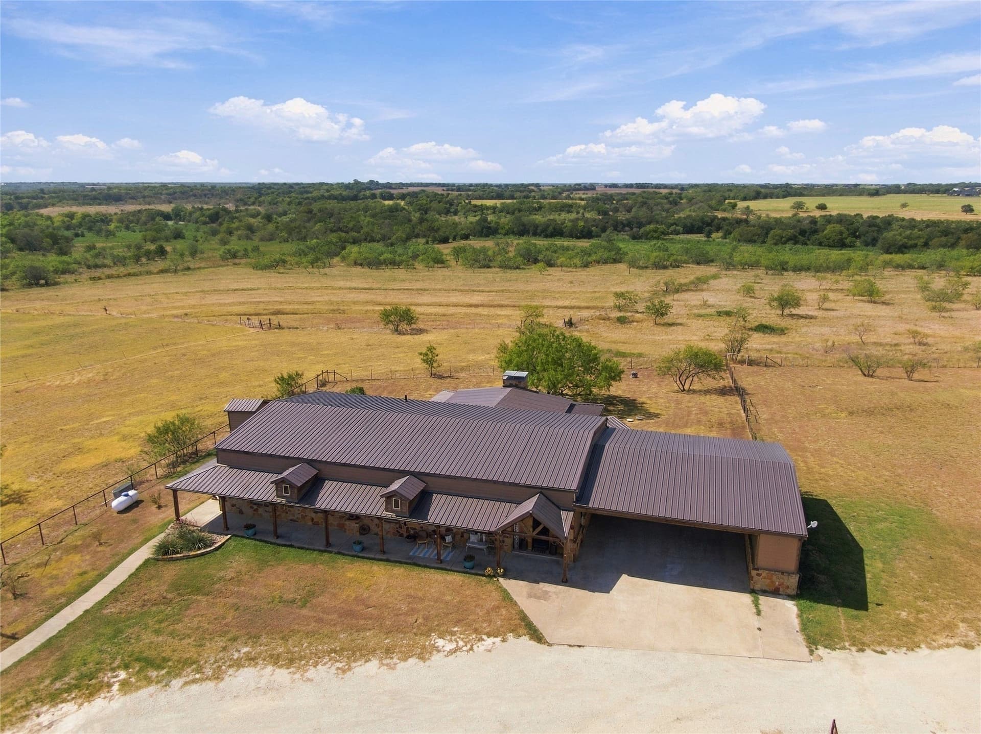 30.48 acres in Ellis County - photo 35