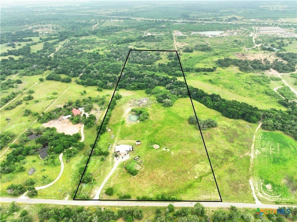 18.51 acres in Guadalupe County - photo 21