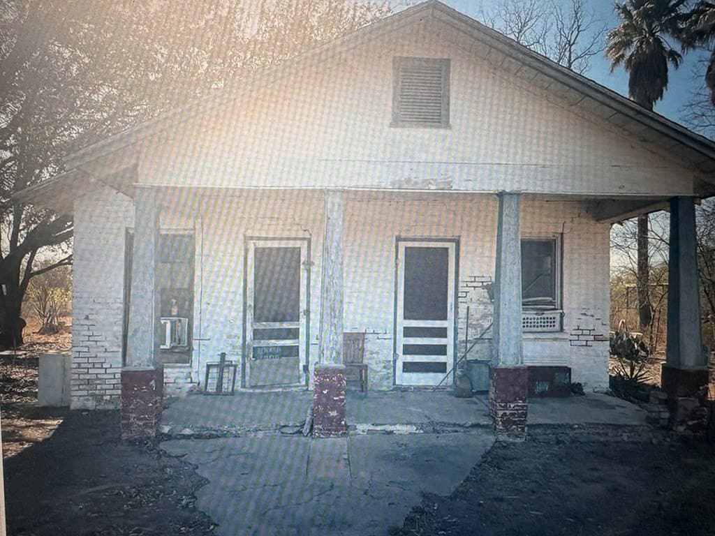 217,800 acres in Maverick County gallery image 2