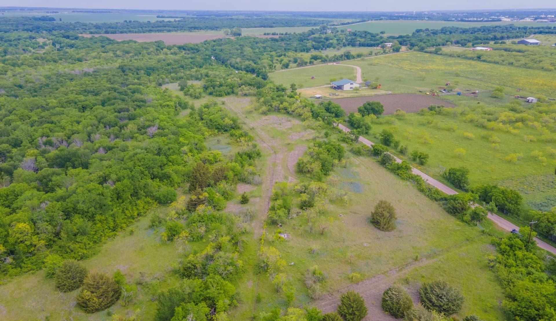 4.73 acres in Hill County - photo 3
