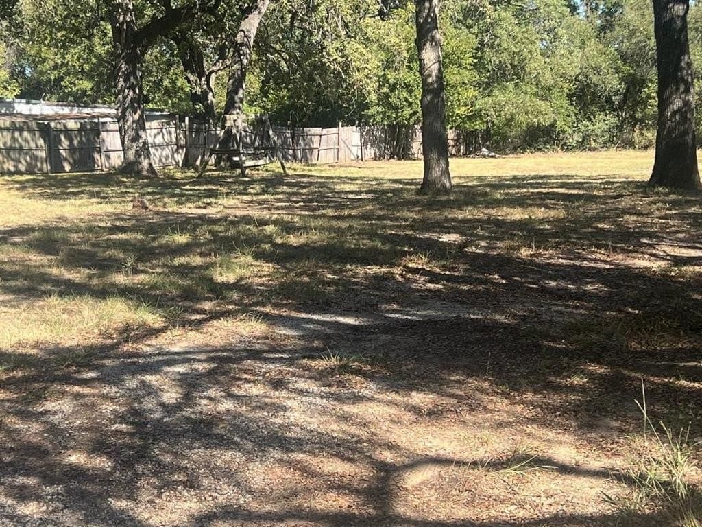 1.49 acres in Parker County gallery image 4