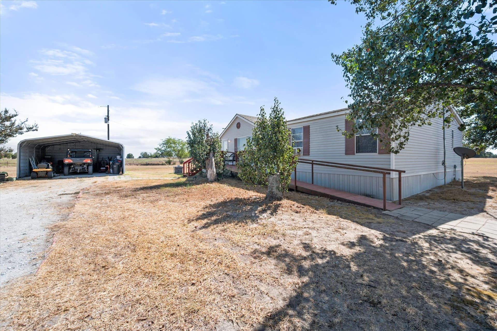 20 acres in Navarro County - photo 3