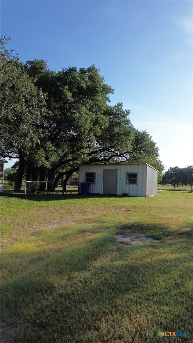 11 acres in Lavaca County - photo 39
