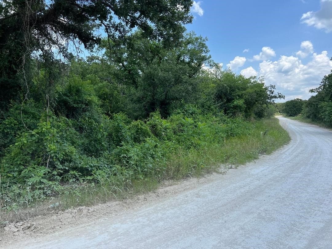 15.07 acres in Hill County - photo 2