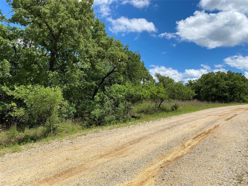 1.51 acres in Montague County gallery image 4