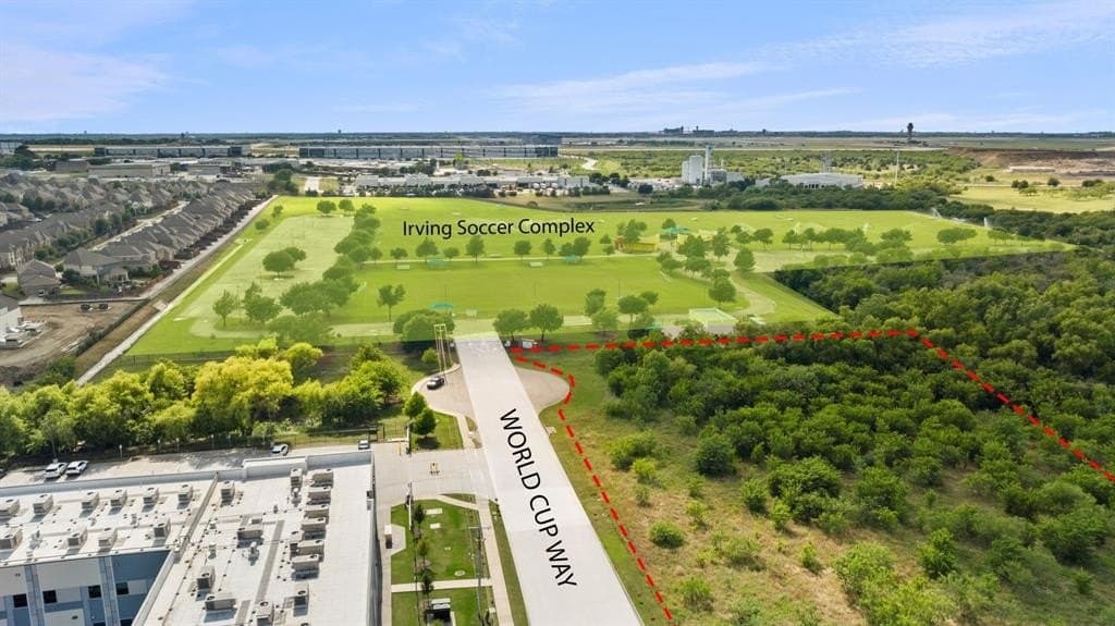 3.65 acres in Dallas County gallery image 2