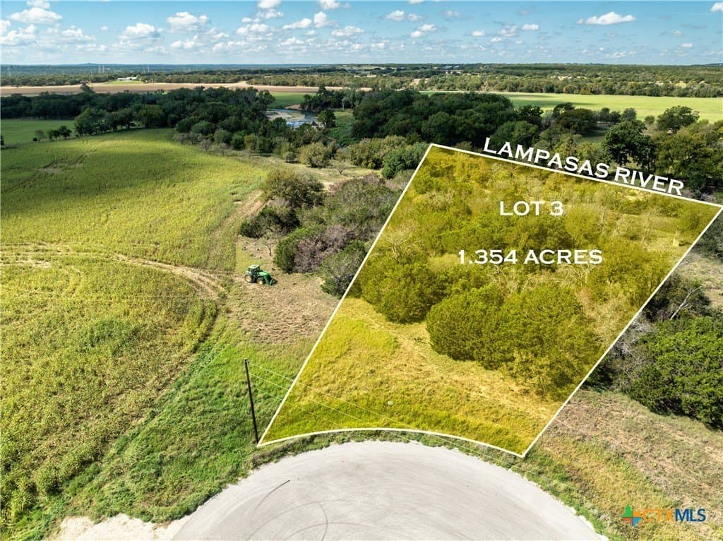 1.35 acres in Lampasas County gallery image 2
