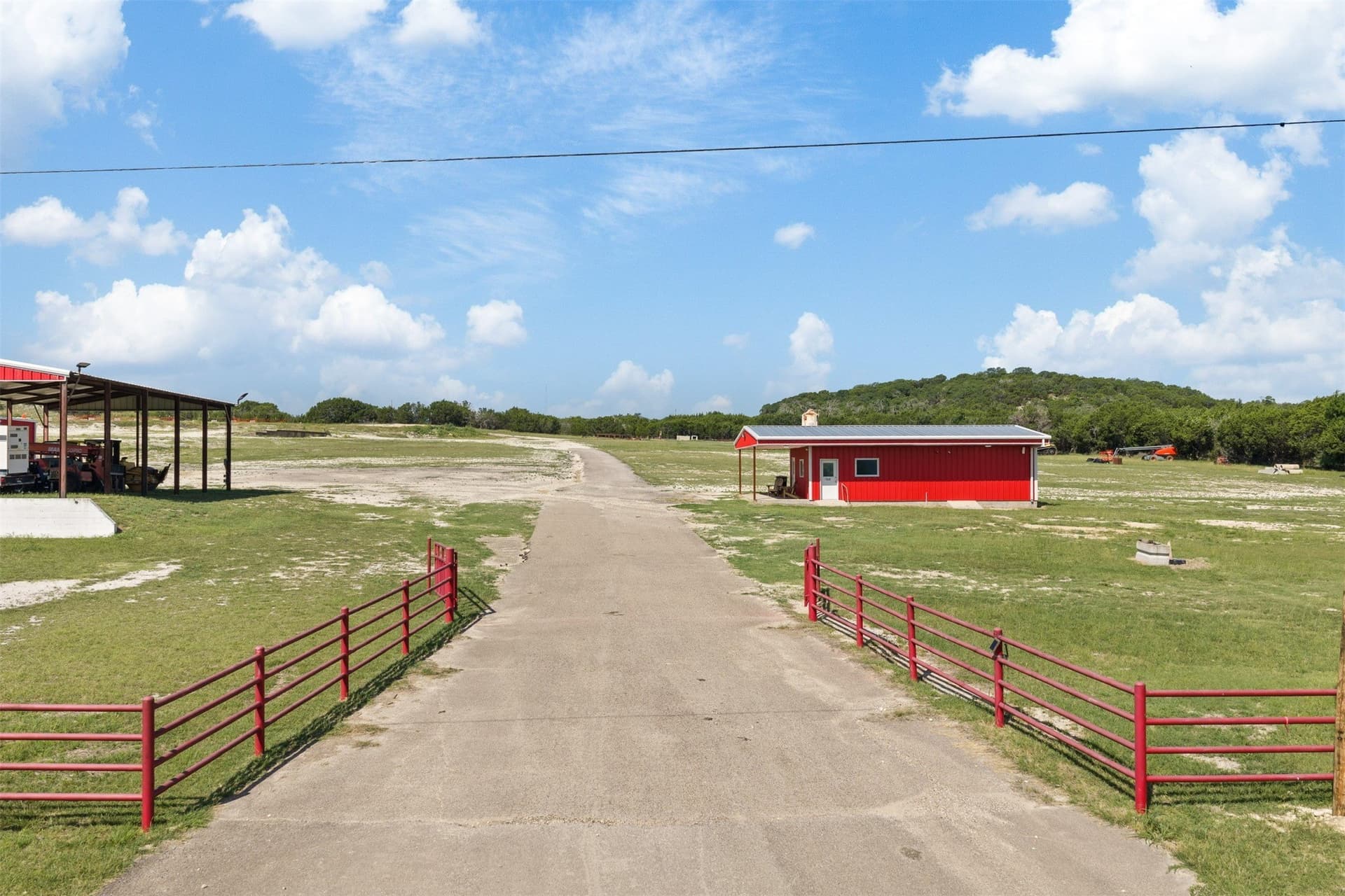 15 acres in Bosque County gallery image 3