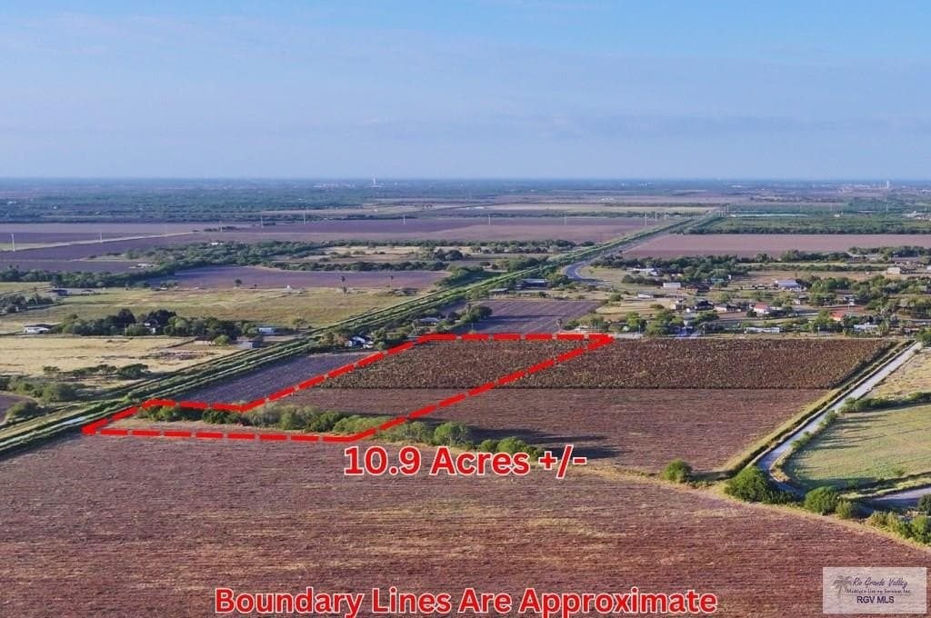 10.9 acres in CAMERON County gallery image 3