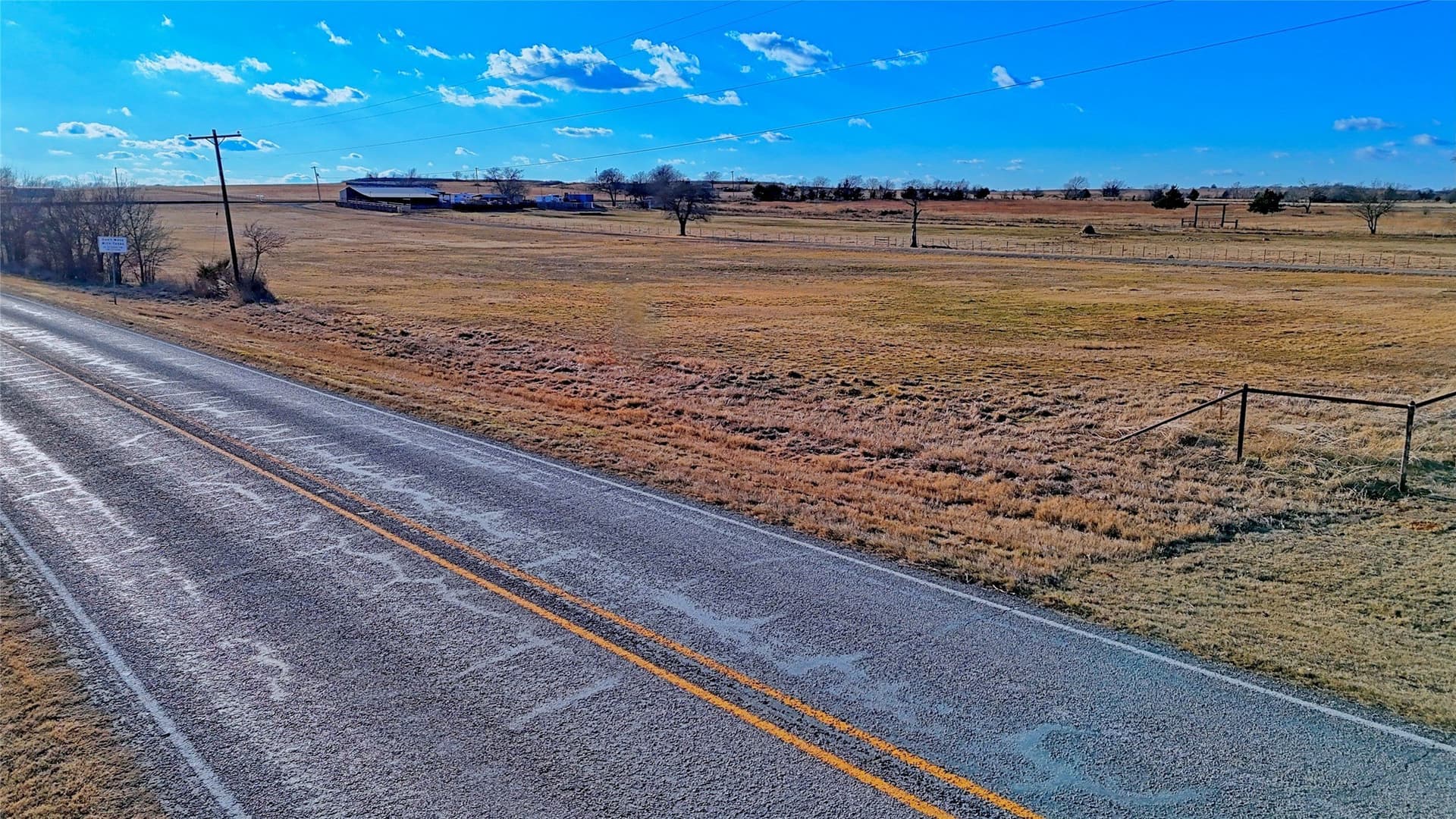 5.87 acres in Montague County gallery image 4
