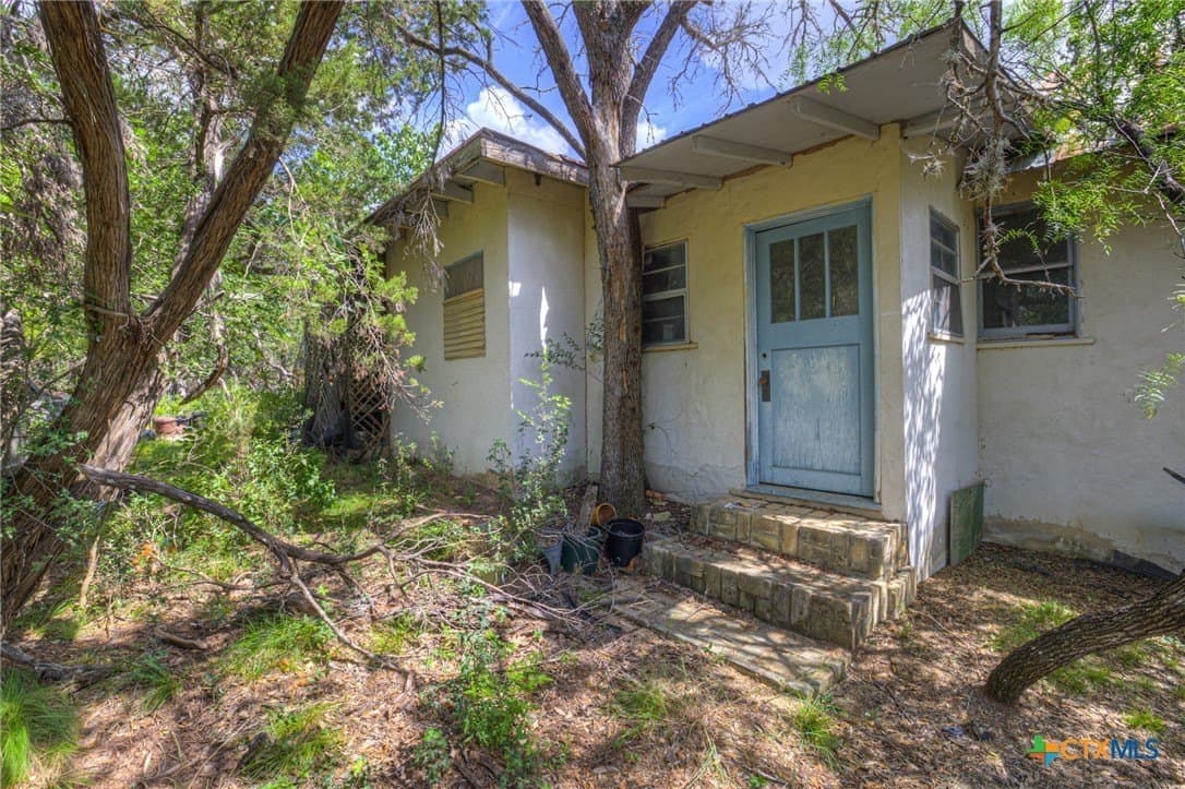 0.6 acres in Travis County - photo 18