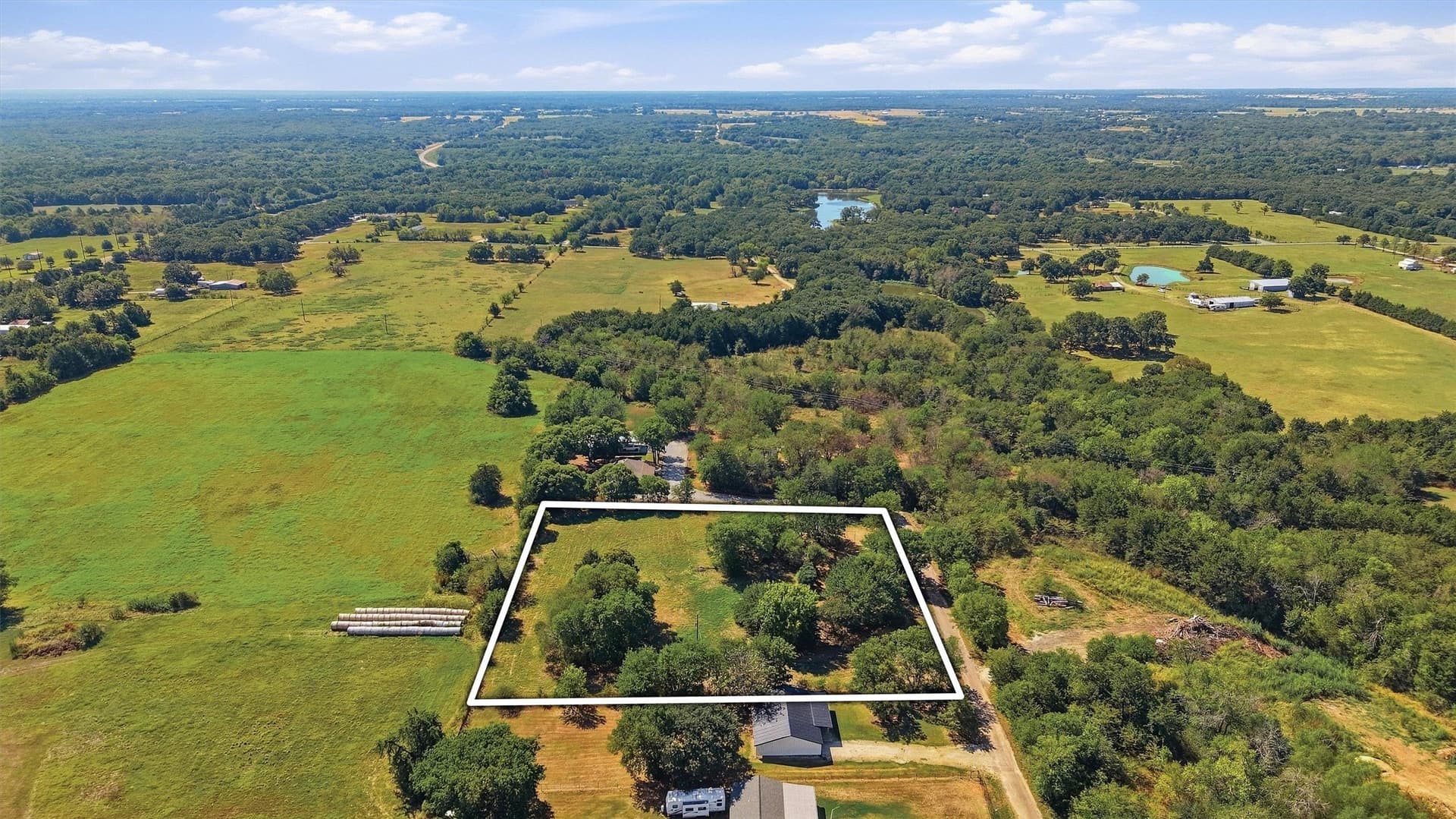 2 acres in Grayson County