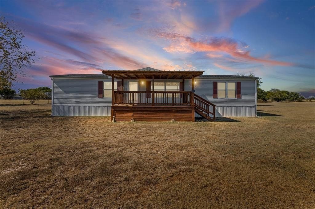 13 acres in Johnson County