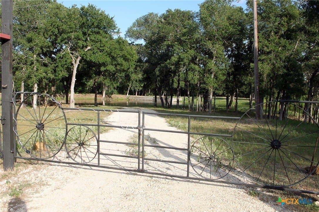 8.06 acres in Caldwell County - photo 9
