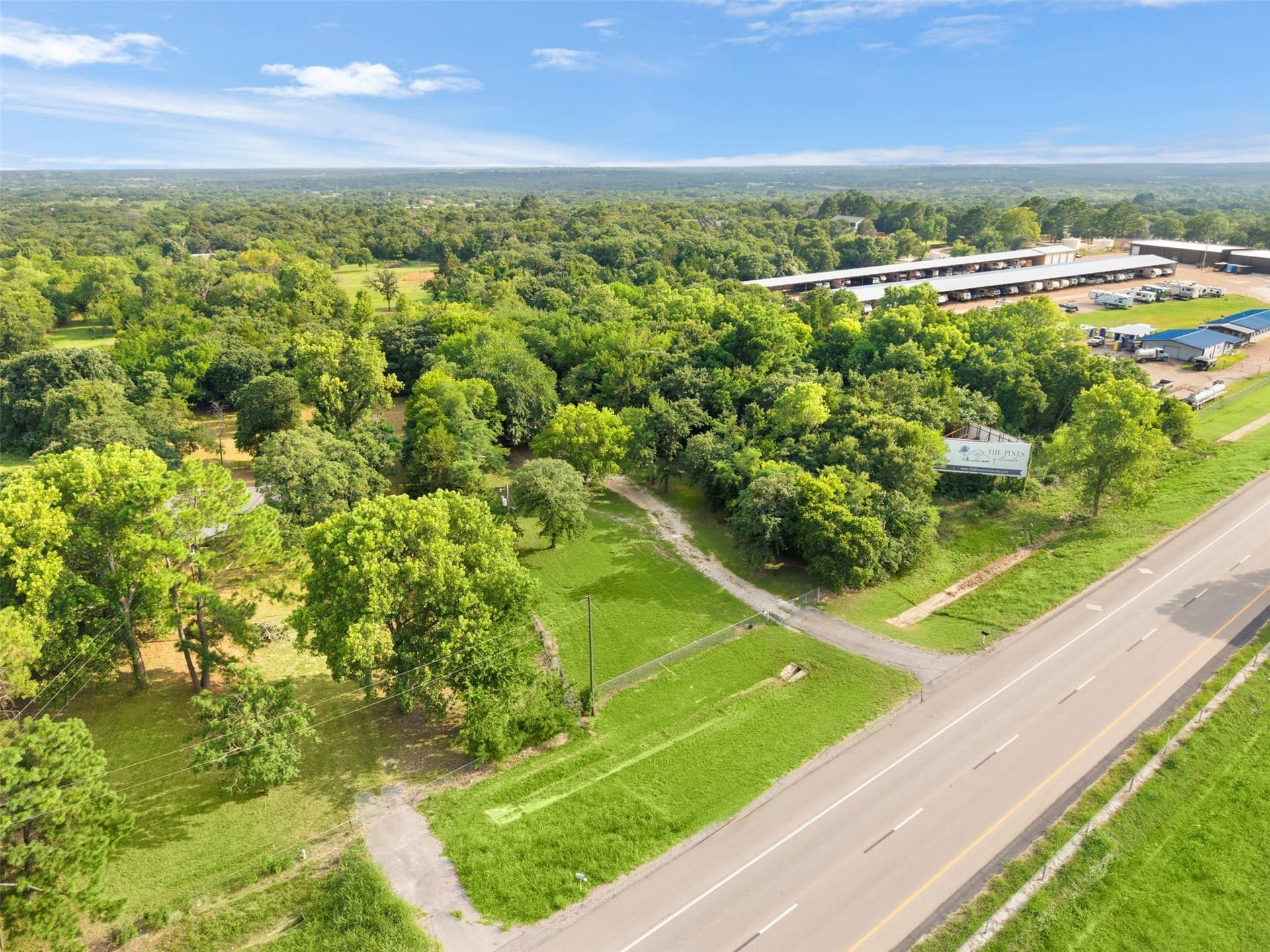 0.97 acres in Johnson County gallery image 2
