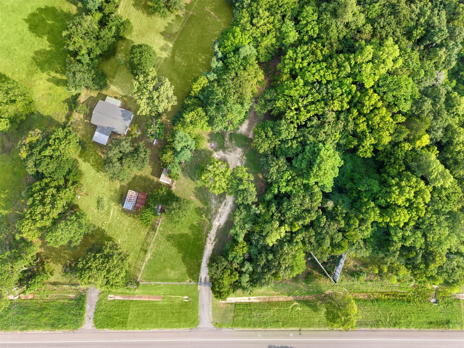 0.97 acres in Johnson County - photo 8