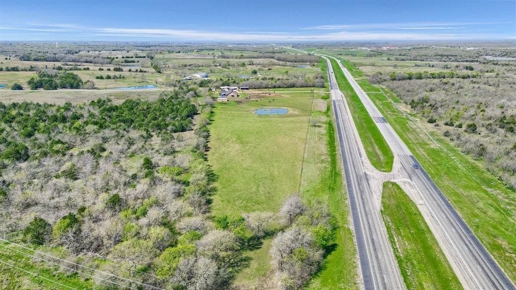 10.9 acres in Grayson County gallery image 4