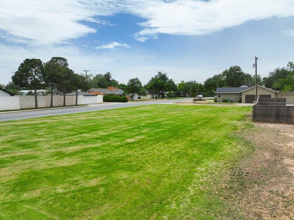 0.21 acres in Midland County gallery image 2