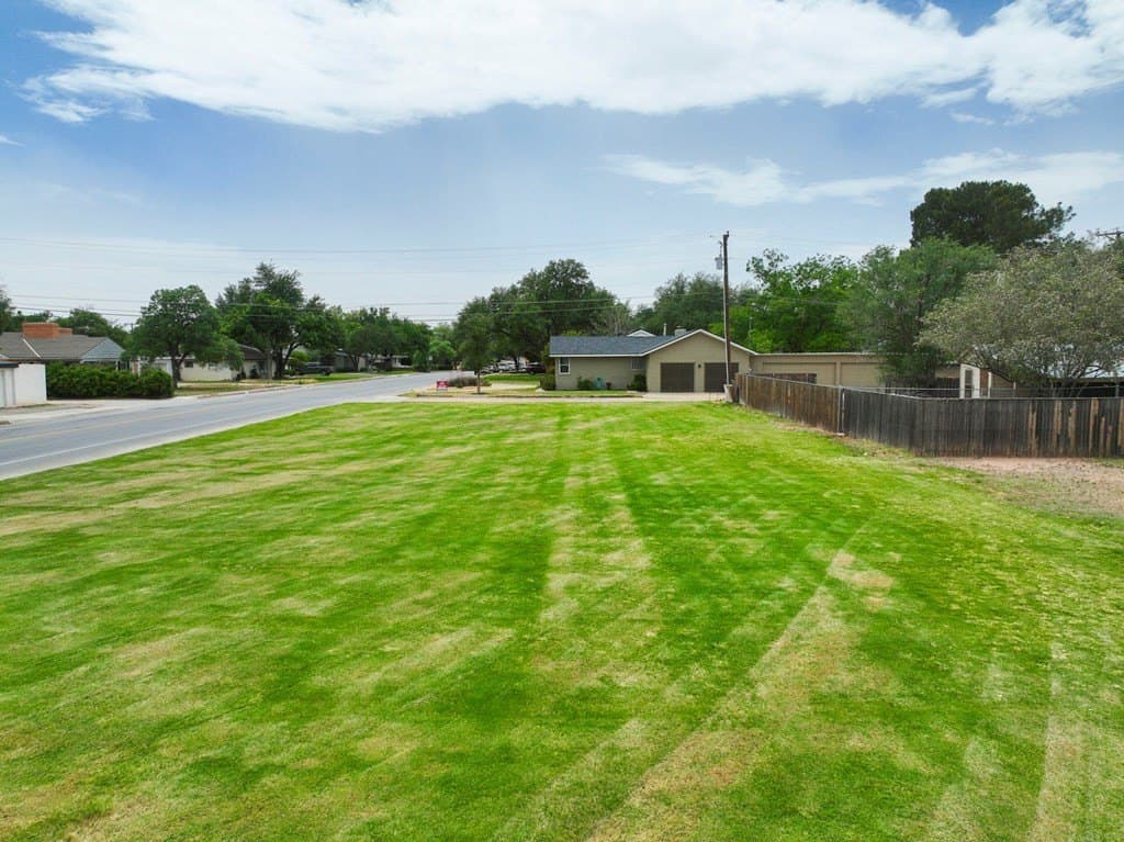 0.21 acres in Midland County gallery image 3