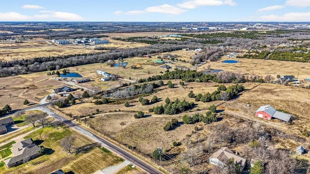 10.1 acres in Grayson County gallery image 3