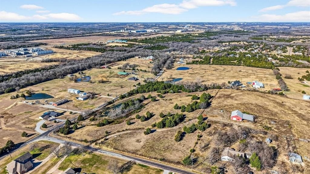 10.1 acres in Grayson County gallery image 4