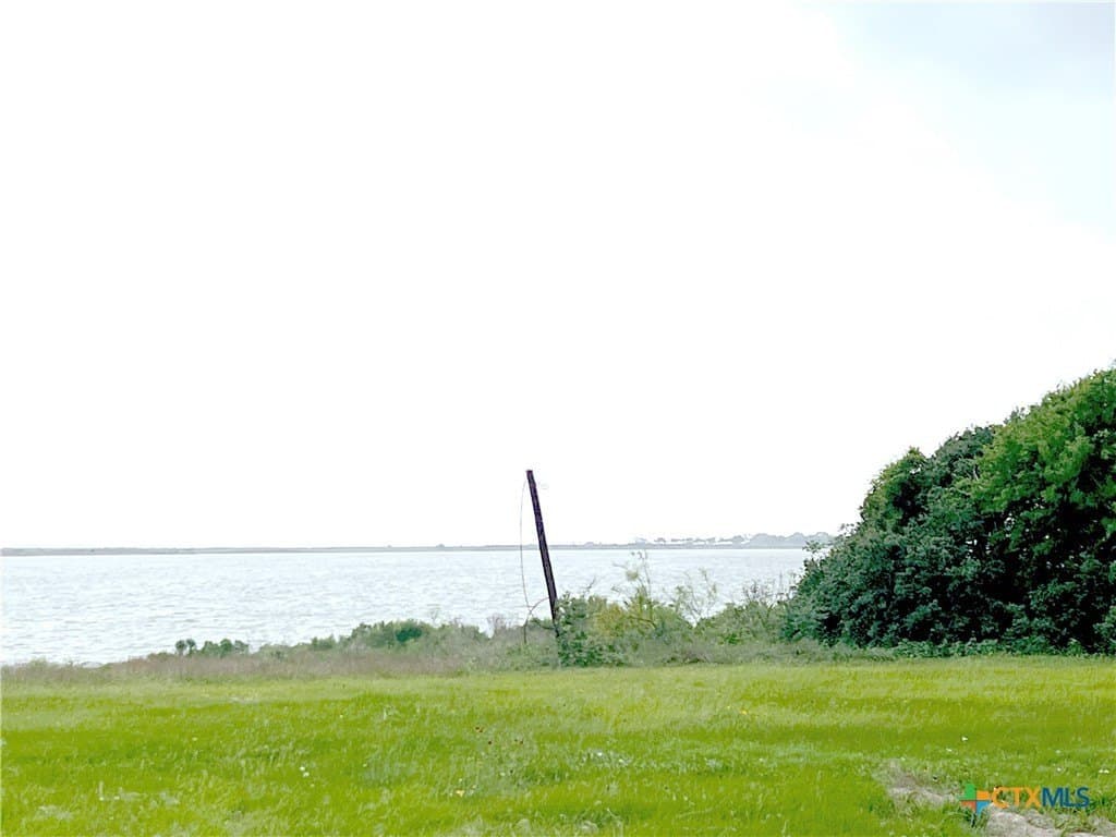 0.32 acres in Jackson County gallery image 2