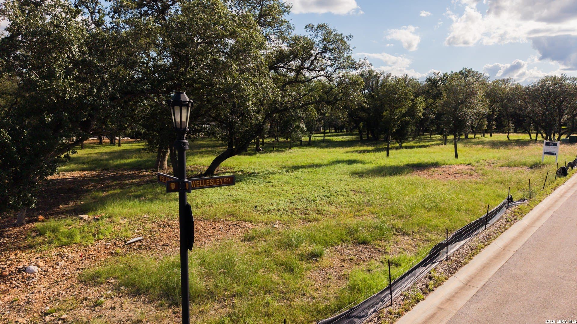 1 acres in Bexar County - photo 8