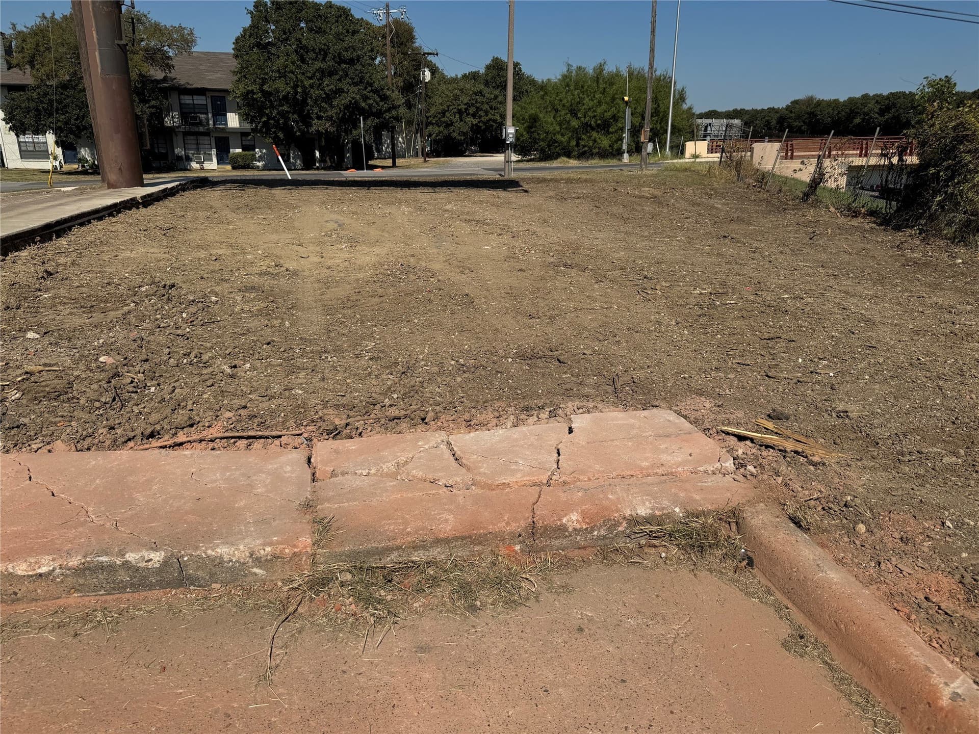 0.27 acres in Dallas County - photo 4