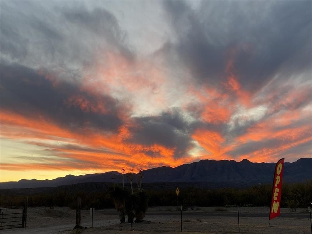 389 acres in Presidio County