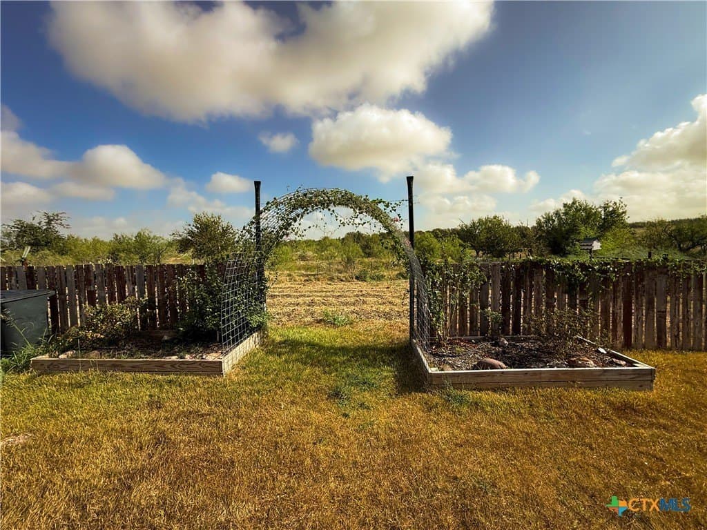 48.85 acres in Milam County - photo 14