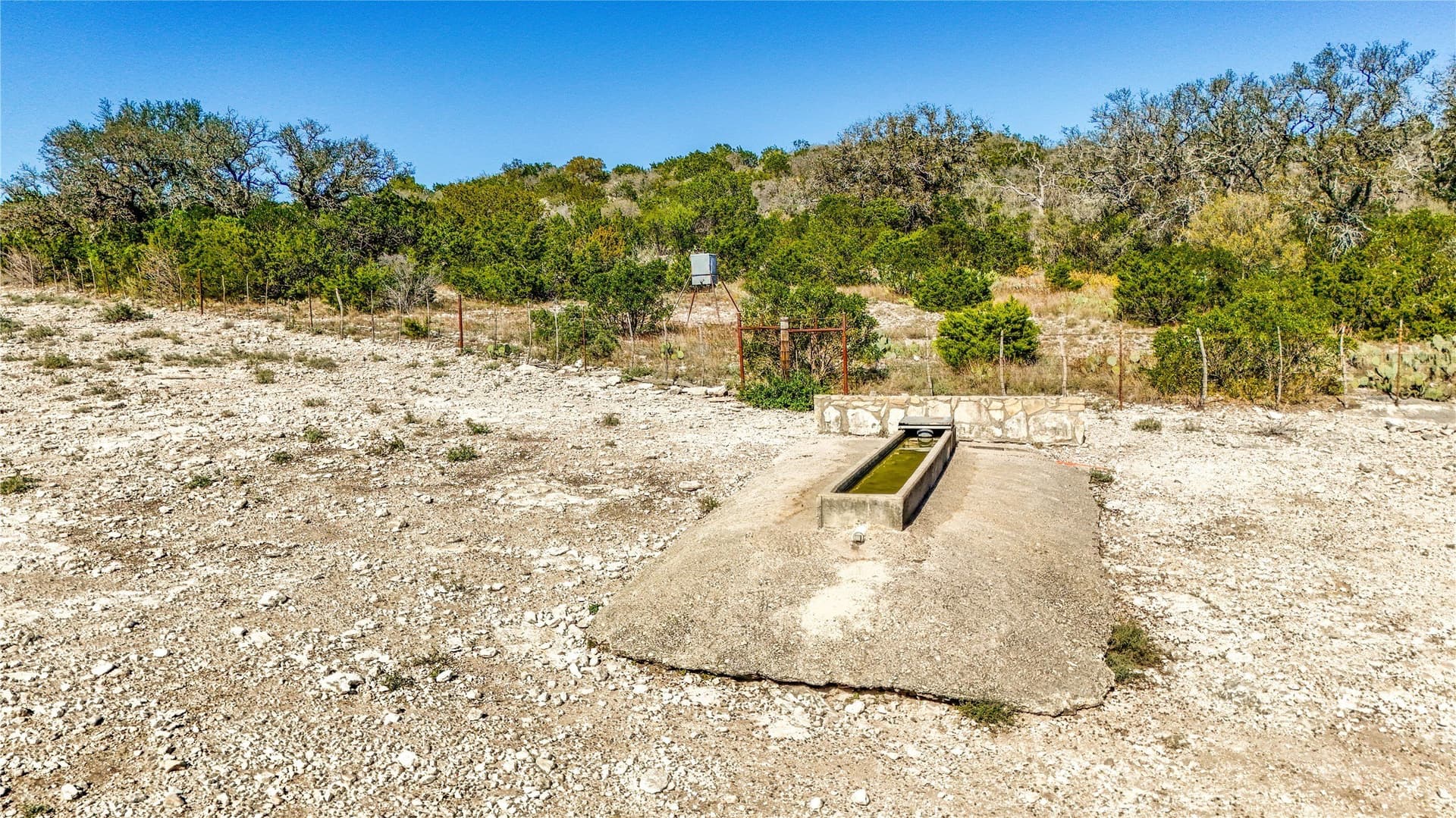 920 acres in Val Verde County - photo 8