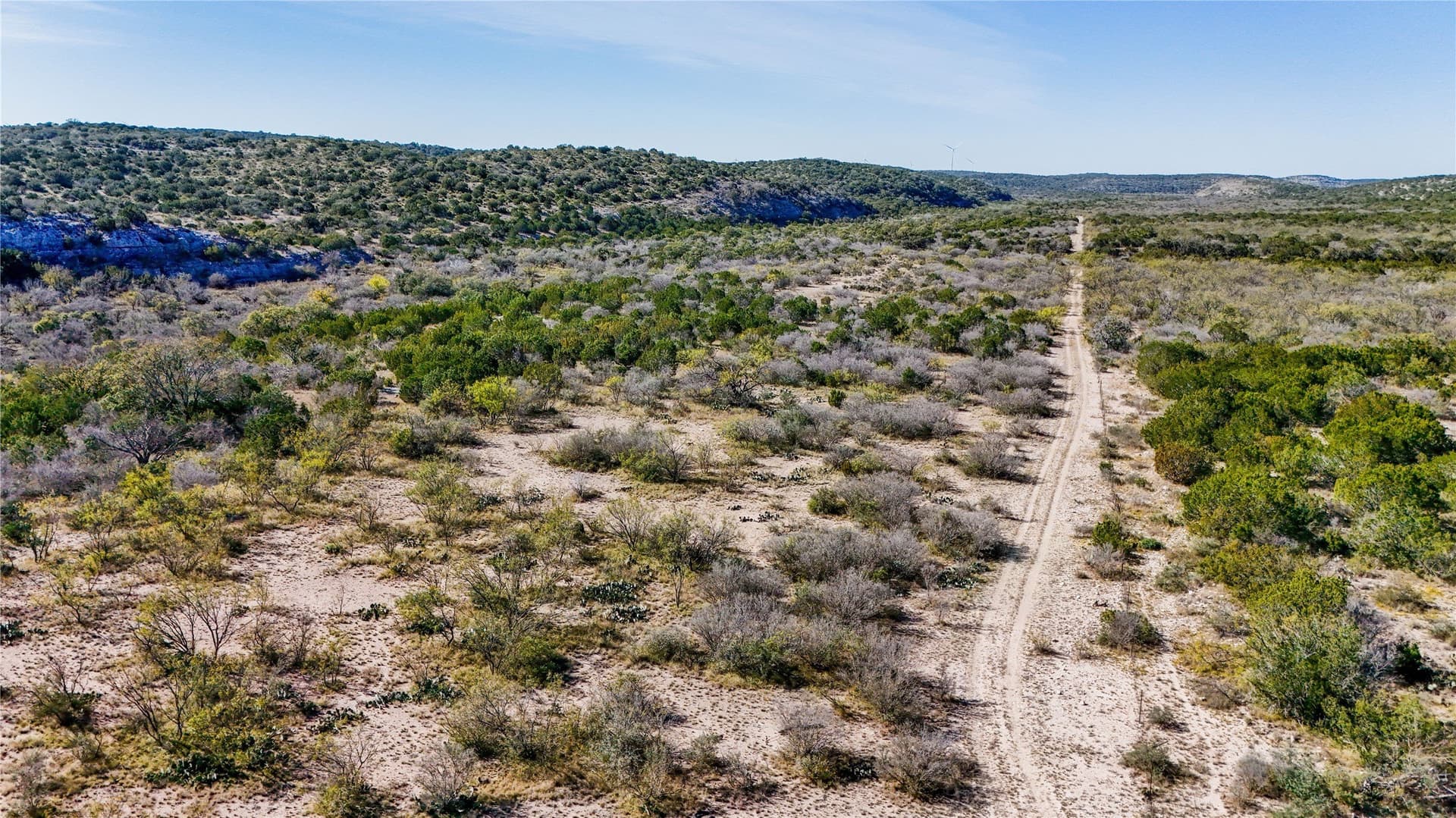 920 acres in Val Verde County - photo 13