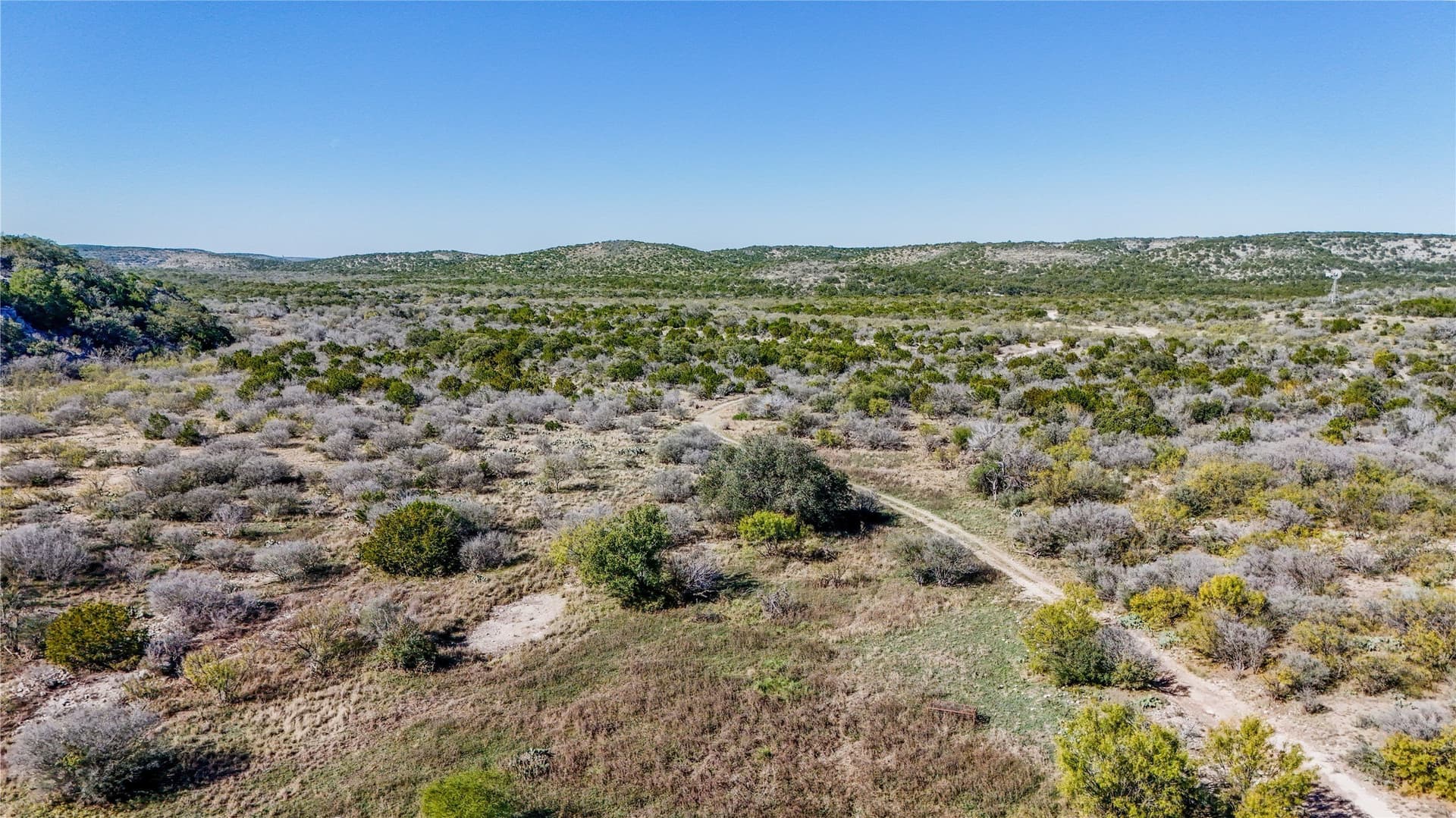 920 acres in Val Verde County - photo 16