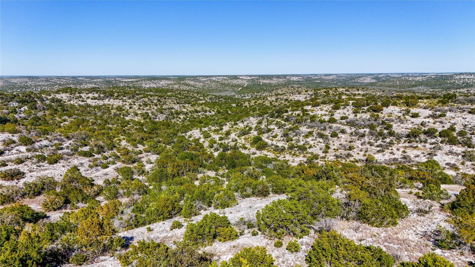 920 acres in Val Verde County - photo 15