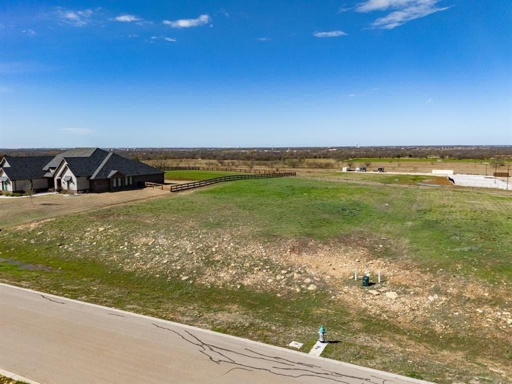 1.35 acres in Denton County gallery image 3