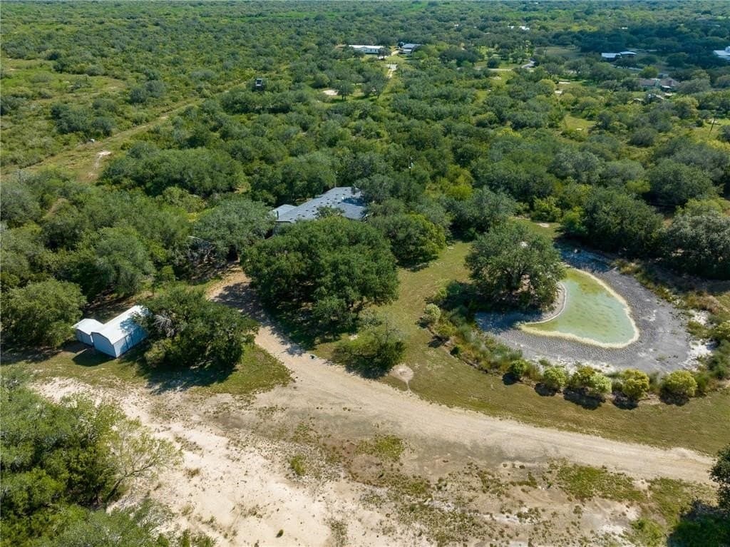 28.33 acres in Bee County - photo 3