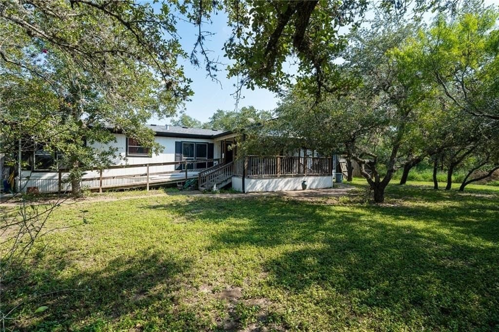 28.33 acres in Bee County - photo 2